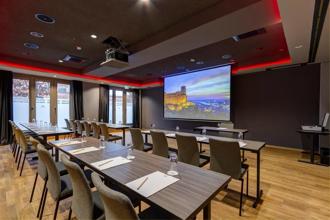 Qube Hotel Bahnstadt هايدلبرغ 4*,